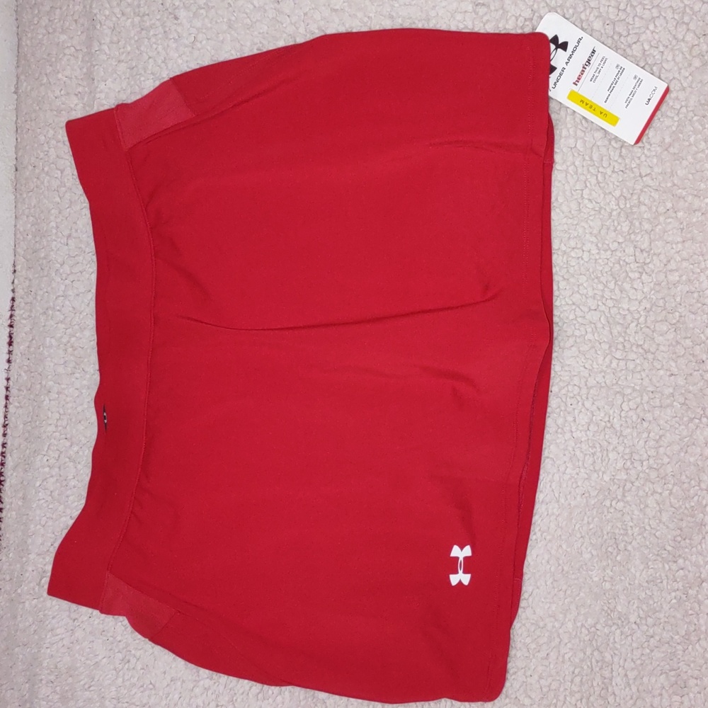 Under Armour Activewear Heatgear Loose Skirt Skort Elastic Red Size M NWT